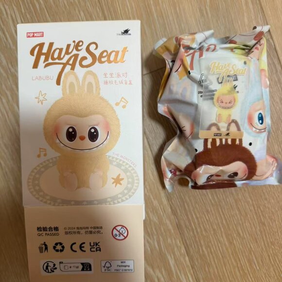 LABUBU Have a seat - SISI - Picture 3 of 4